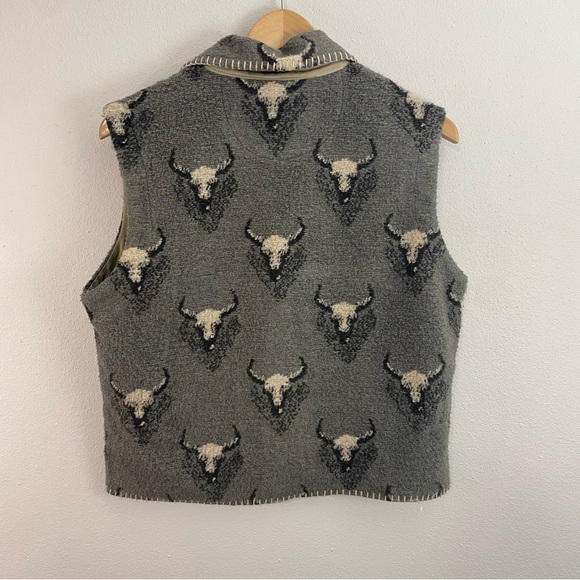 Barn Fly Ranch Collection Made in USA Grey Vest Buffalo Button Up Vest Small - Picture 5 of 7